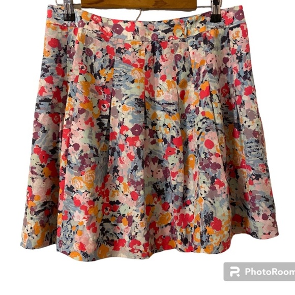 J Crew Pleated Multicolor Floral Print Zip Closure Inner Lined Mini Skirt - Picture 2 of 5